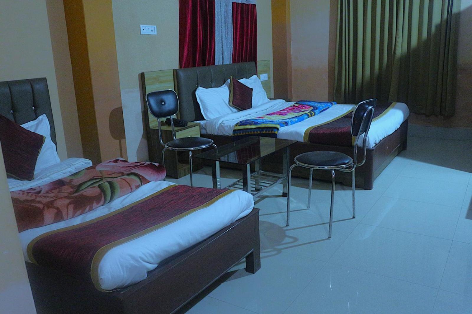 Hotel Jaswin Shanti Priya Νταρτζίλινγκ Εξωτερικό φωτογραφία