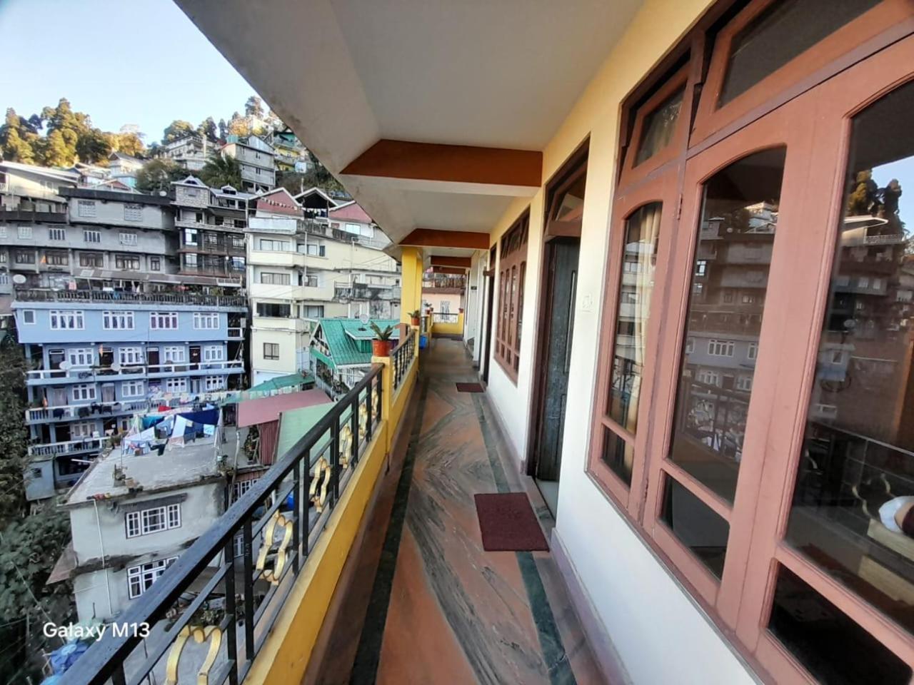 Hotel Jaswin Shanti Priya Νταρτζίλινγκ Εξωτερικό φωτογραφία